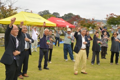 本宮市・浪江町ふれあいいも煮交流会
