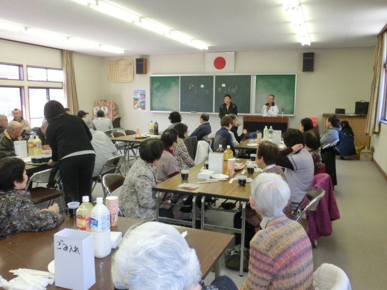 団地に入居する前の「顔合わせお茶会」 写真提供:みんぷく