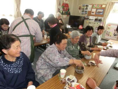 今月のサロン「笑ってみっ会!」